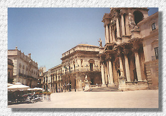 the cathedral square at Ortigia