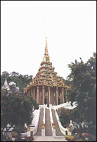 Tempel auf dem Hügel